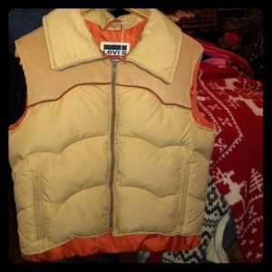 Levi's puffer vest